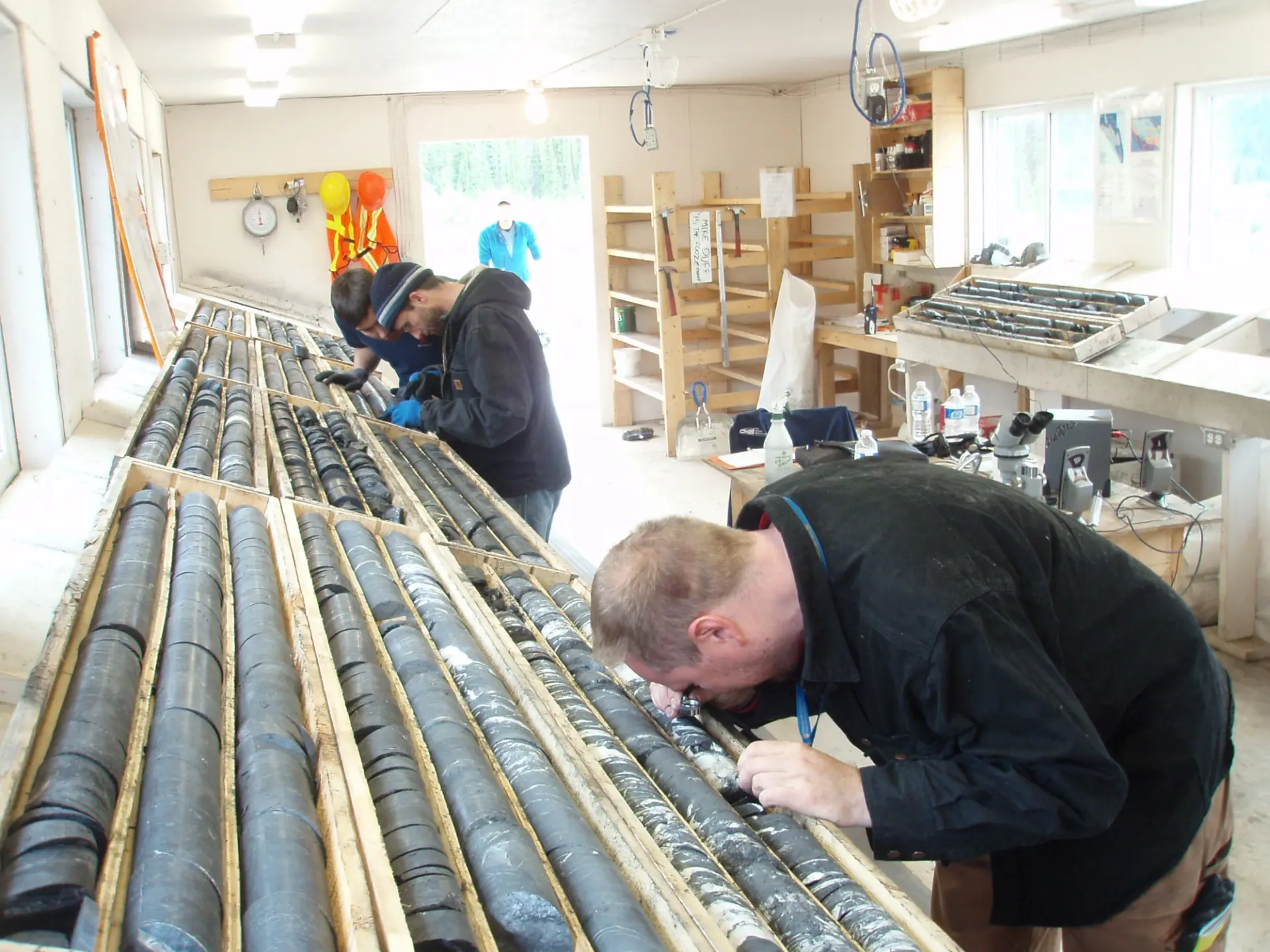 Local help from the community of Tsay Keh Dene. Core cutter Henry Isaac